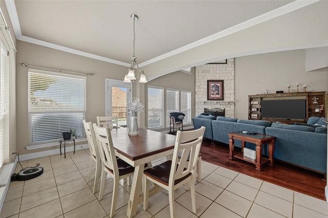 4501 Woodcrest Lane, Mansfield, TX 76063