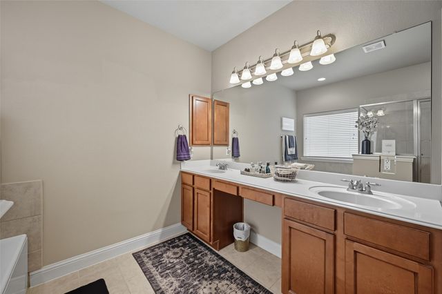 4501 Woodcrest Lane, Mansfield, TX 76063