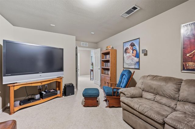 4501 Woodcrest Lane, Mansfield, TX 76063