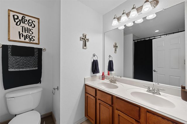 4501 Woodcrest Lane, Mansfield, TX 76063