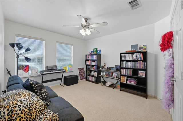 4501 Woodcrest Lane, Mansfield, TX 76063