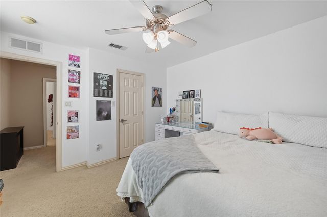 4501 Woodcrest Lane, Mansfield, TX 76063