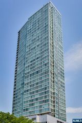 2 2nd Street 1608, Jersey City, NJ 07302