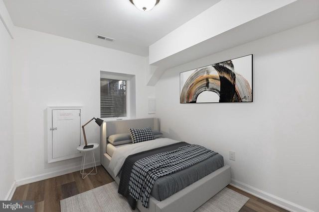 756 19TH ST NE, Washington, DC 20002