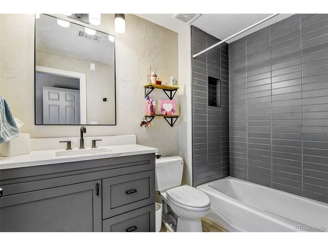 5300 S Birch Ct, Greenwood Village, CO 80121