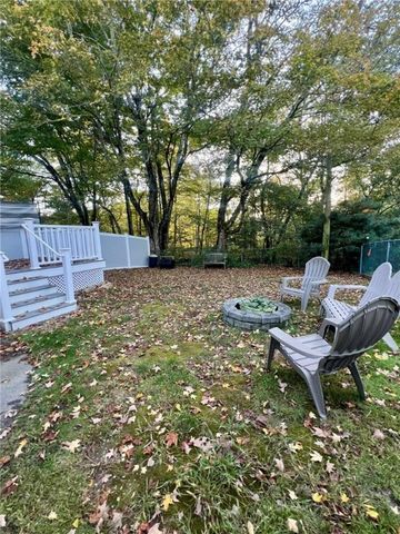 102 White Rock Road B, Westerly, RI 02891