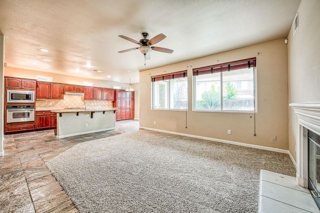 11078 Sawtooth Peak Way, Clovis, CA 93619