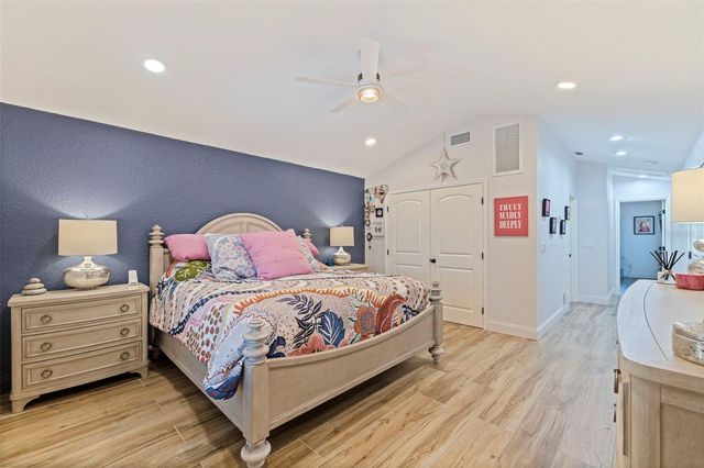 842 2ND AVENUE S, Tierra Verde, FL 33715