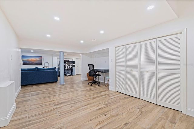 842 2ND AVENUE S, Tierra Verde, FL 33715