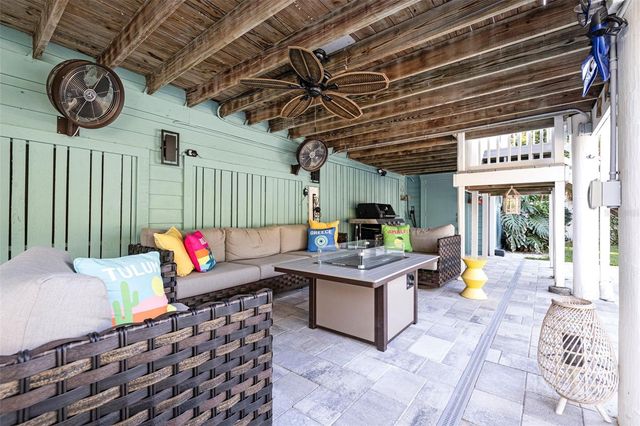 842 2ND AVENUE S, Tierra Verde, FL 33715