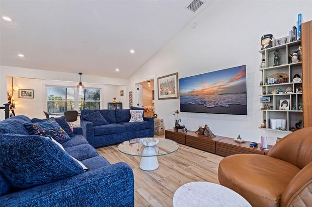 842 2ND AVENUE S, Tierra Verde, FL 33715