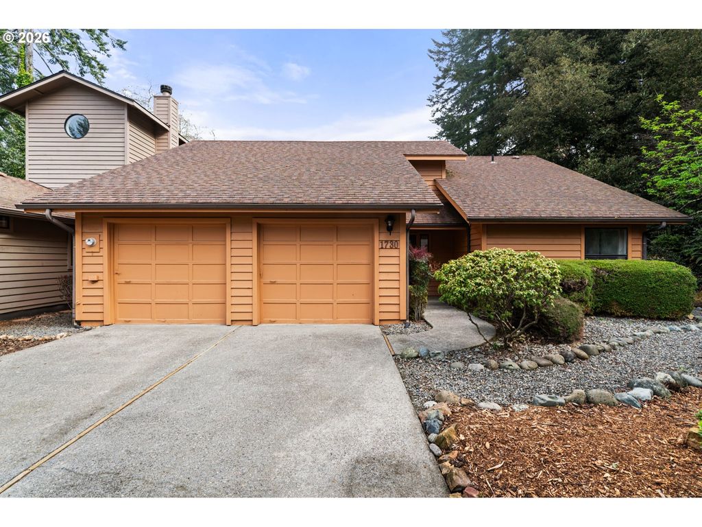 1730 ARCH Ln, Brookings, OR 97415