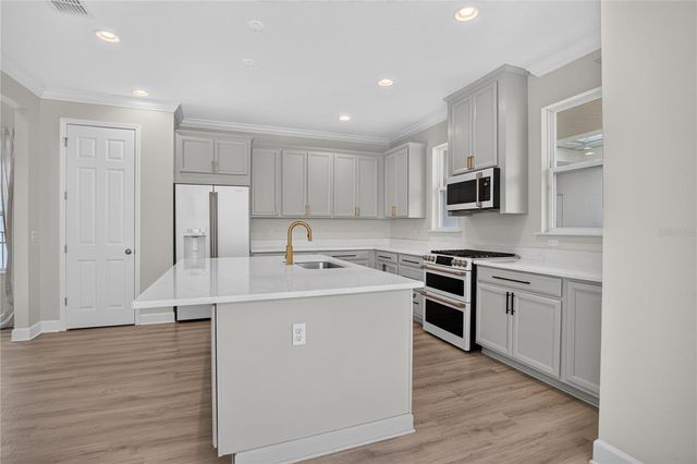 15382 ARCADIA BLUFF LOOP, Winter Garden, FL 34787