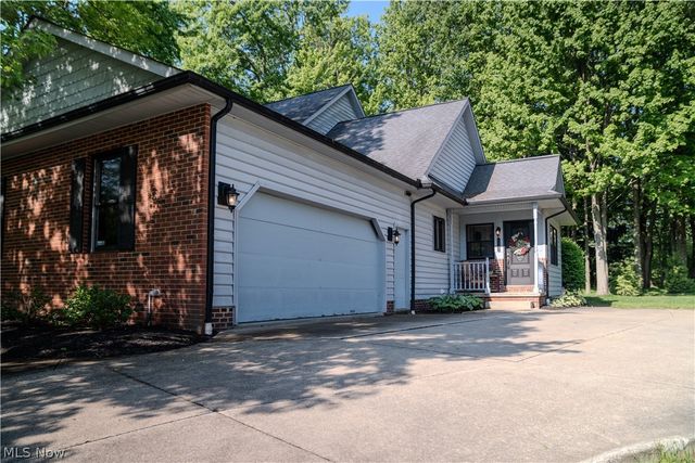 4502 Glen Eagle Drive, Brecksville, OH 44141