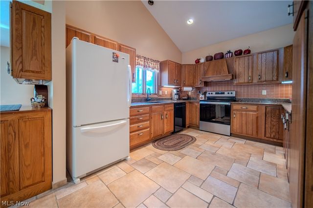 4502 Glen Eagle Drive, Brecksville, OH 44141