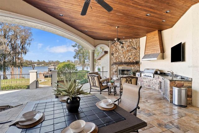 9902 MENANDER WOOD COURT, Odessa, FL 33556