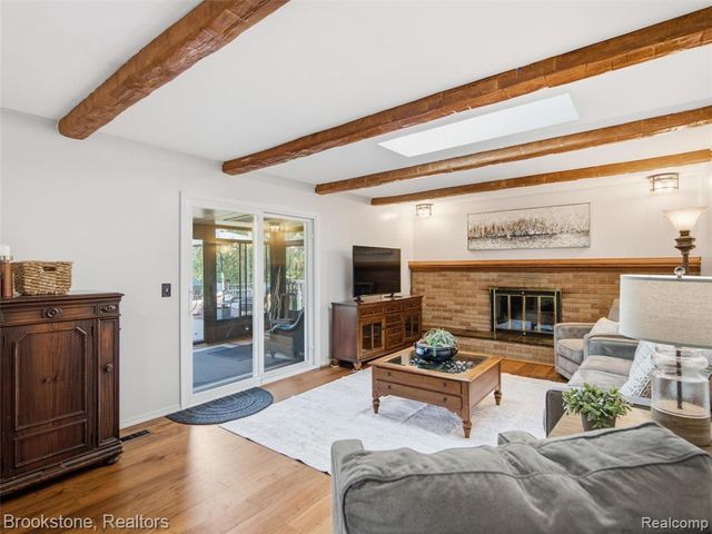 52429 Southdown Road, Shelby Twp, MI 48316