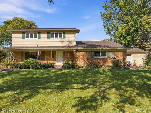 52429 Southdown Road, Shelby Twp, MI 48316