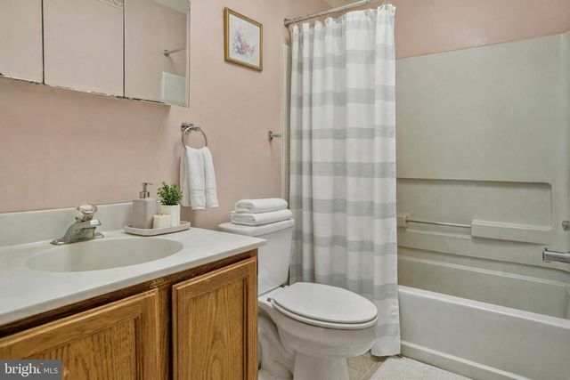 2414 SHADE OAK CT, Waldorf, MD 20601