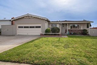 24 Saint Francis Way, Salinas, CA 93906