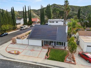28972 Lotusgarden, Canyon Country, CA 91387