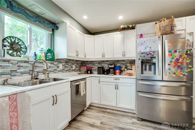 1000 Skyview Drive, West Carrollton, OH 45449