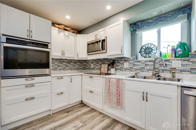 1000 Skyview Drive, West Carrollton, OH 45449