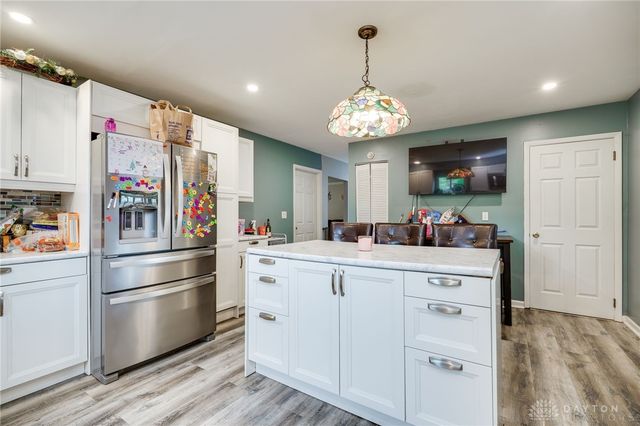 1000 Skyview Drive, West Carrollton, OH 45449