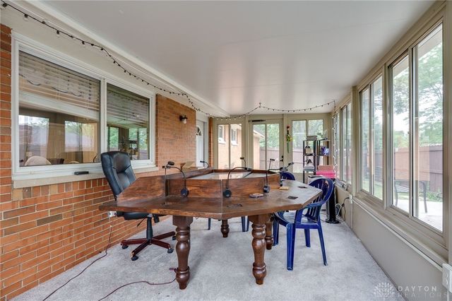 1000 Skyview Drive, West Carrollton, OH 45449