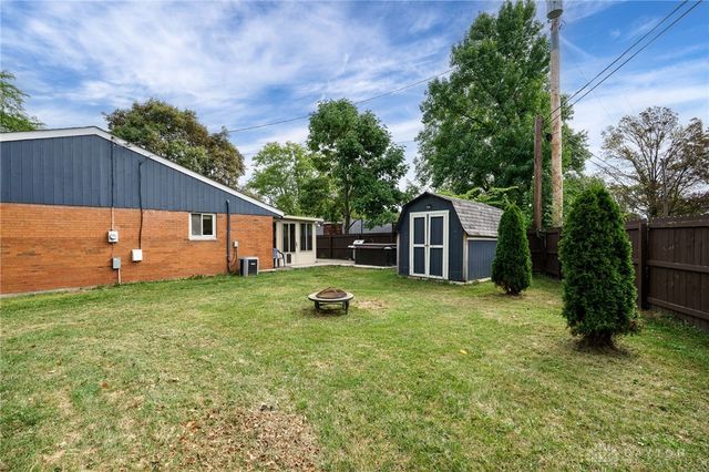 1000 Skyview Drive, West Carrollton, OH 45449