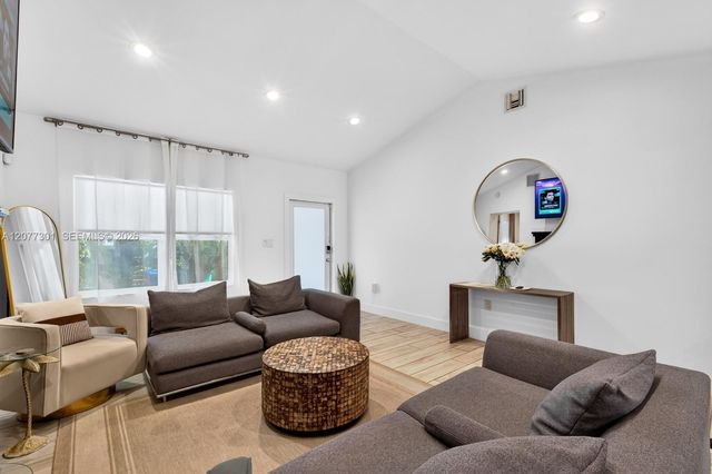 232 NW 59th Street 232, Miami, FL 33127