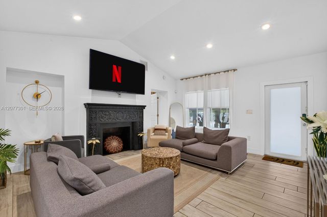 232 NW 59th Street 232, Miami, FL 33127