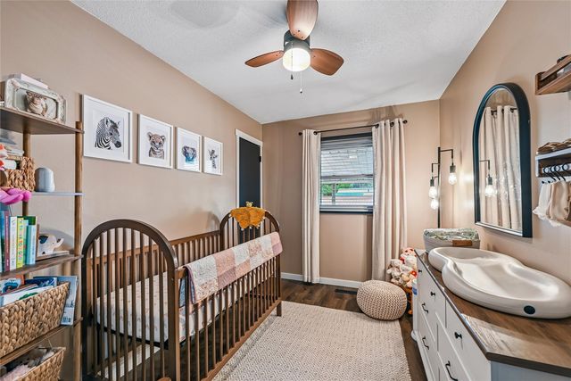 3102 Bayberry Drive SW, Cedar Rapids, IA 52404