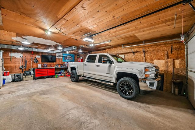 3102 Bayberry Drive SW, Cedar Rapids, IA 52404