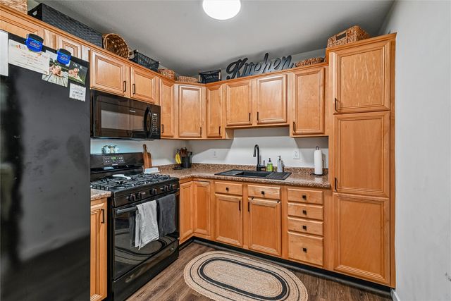 3102 Bayberry Drive SW, Cedar Rapids, IA 52404