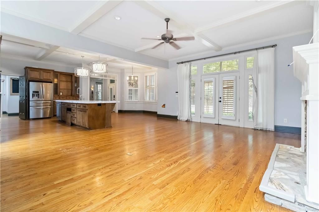 Image 15 of property listing at 1421 Hedgewood Lane NW, Kennesaw, GA 30152