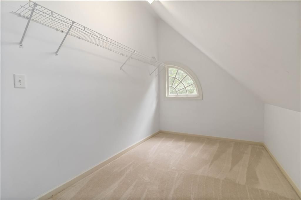 Image 38 of property listing at 1421 Hedgewood Lane NW, Kennesaw, GA 30152