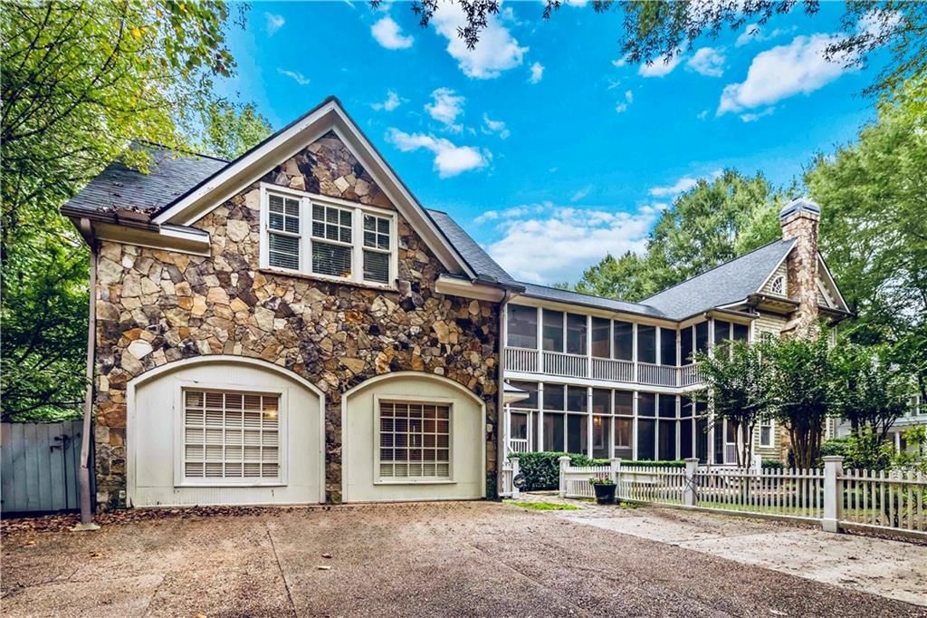 Image 44 of property listing at 1421 Hedgewood Lane NW, Kennesaw, GA 30152