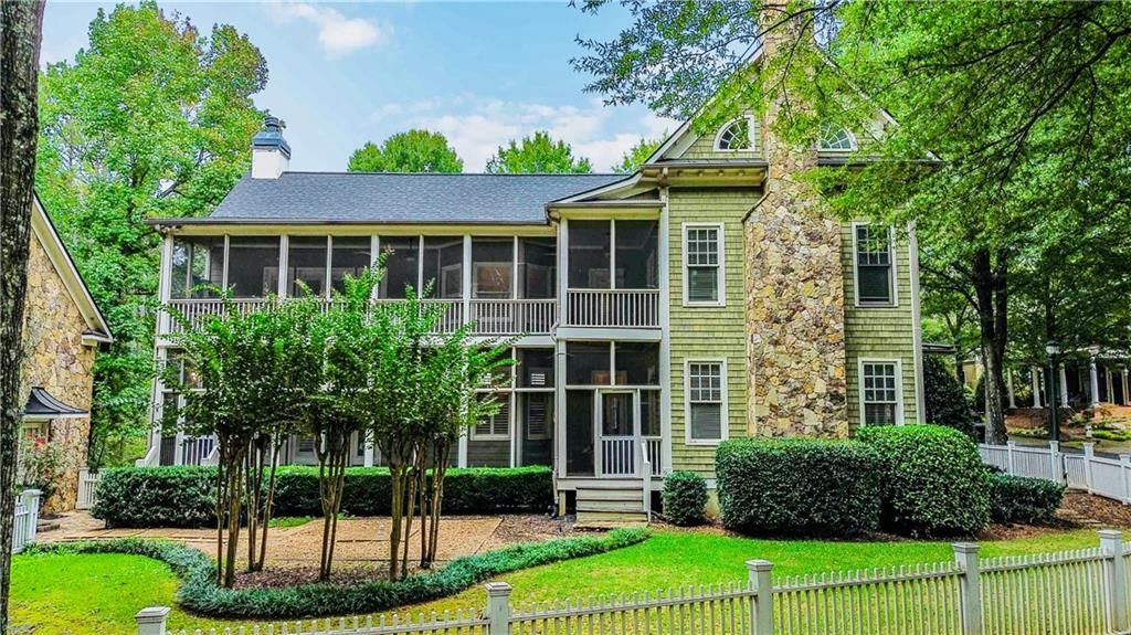 Image 63 of property listing at 1421 Hedgewood Lane NW, Kennesaw, GA 30152