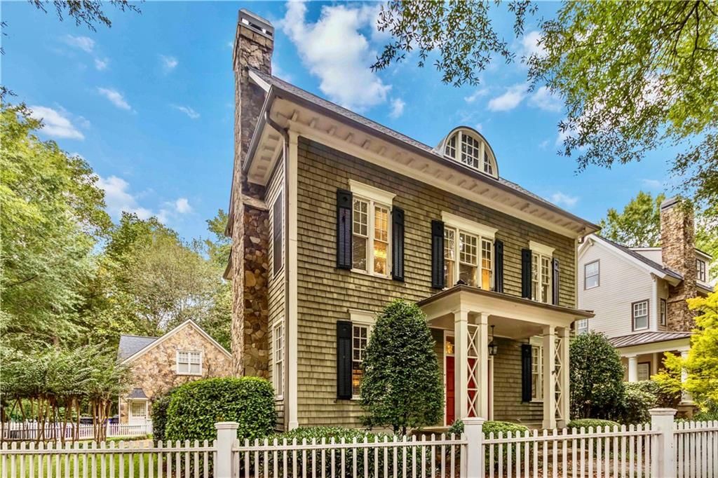 Image 67 of property listing at 1421 Hedgewood Lane NW, Kennesaw, GA 30152