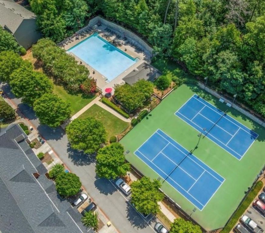 Image 68 of property listing at 1421 Hedgewood Lane NW, Kennesaw, GA 30152