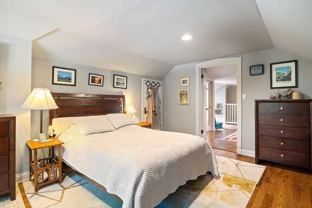 5236 W Cuyler Avenue, Chicago, IL 60641