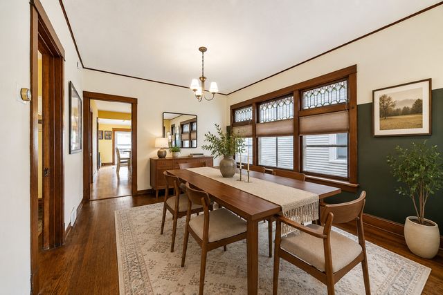5236 W Cuyler Avenue, Chicago, IL 60641
