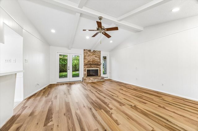 9402 Brig O Doon Circle, Houston, TX 77096