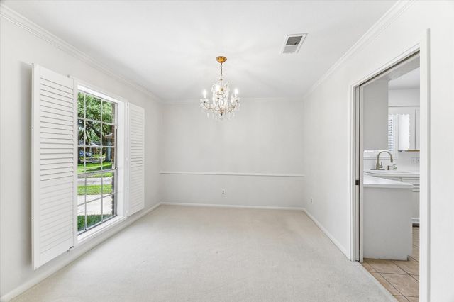 9402 Brig O Doon Circle, Houston, TX 77096