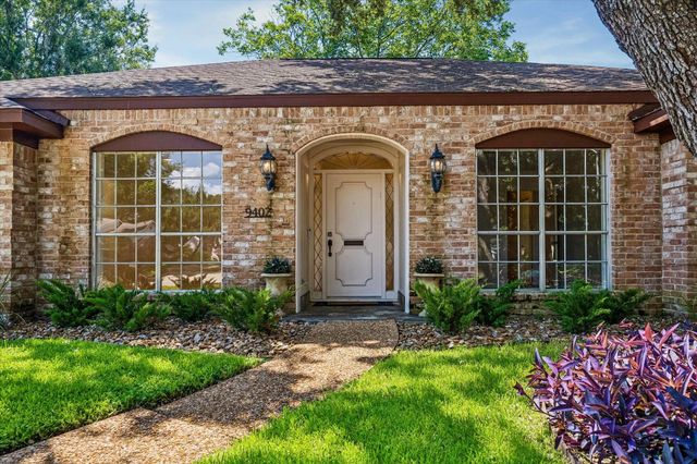 9402 Brig O Doon Circle, Houston, TX 77096