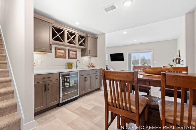 5550 Preserve Court Ne 84, Plainfield Twp, MI 49306