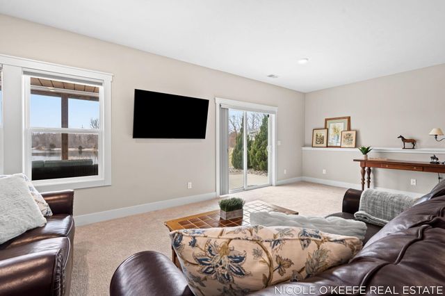 5550 Preserve Court Ne 84, Plainfield Twp, MI 49306