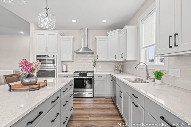 5550 Preserve Court Ne 84, Plainfield Twp, MI 49306