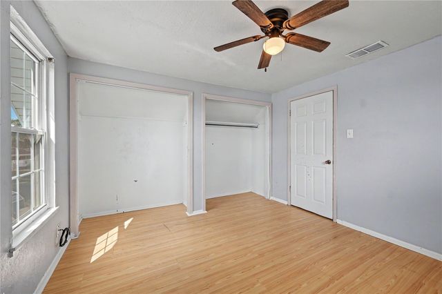214 Hialeah Dr, Corpus Christi, TX 78418